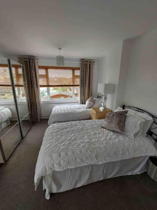Modern 4 Bedroom House In Weymouth Sunny Corner Dış mekan fotoğraf