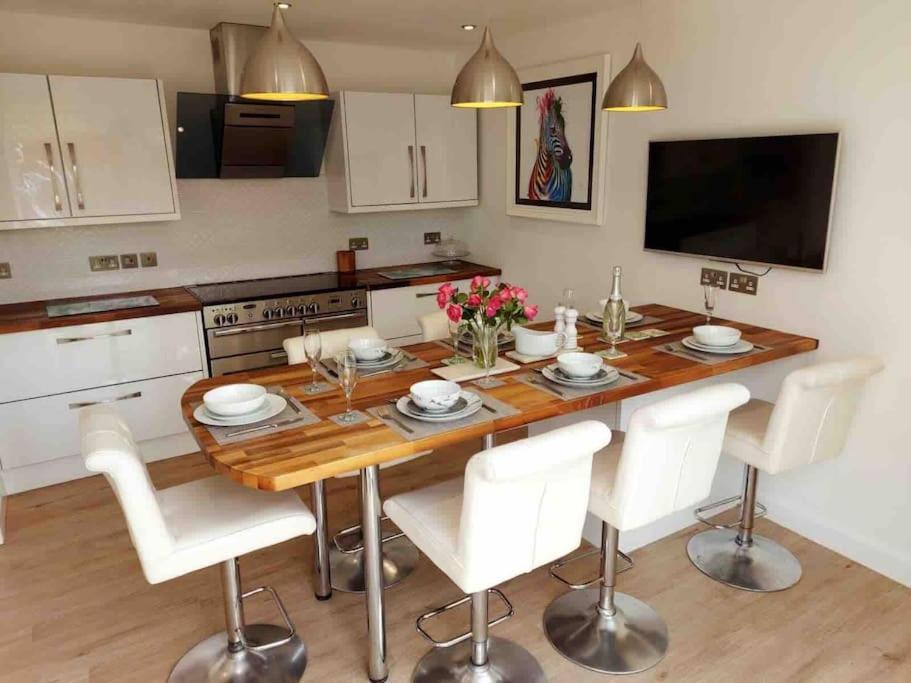 Modern 4 Bedroom House In Weymouth Sunny Corner Dış mekan fotoğraf
